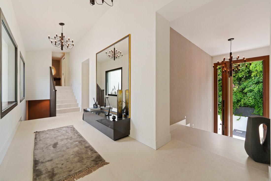 Villa in Nueva Andalucia, Marbella, Spain 2 - 18219719
