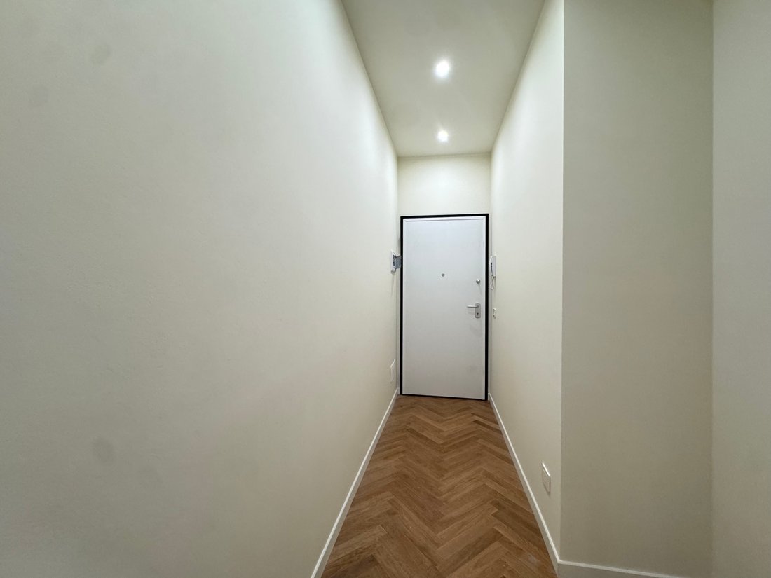 Apartment in Porta Venezia - Repubblica, Milan, Italy 2 - 18218796