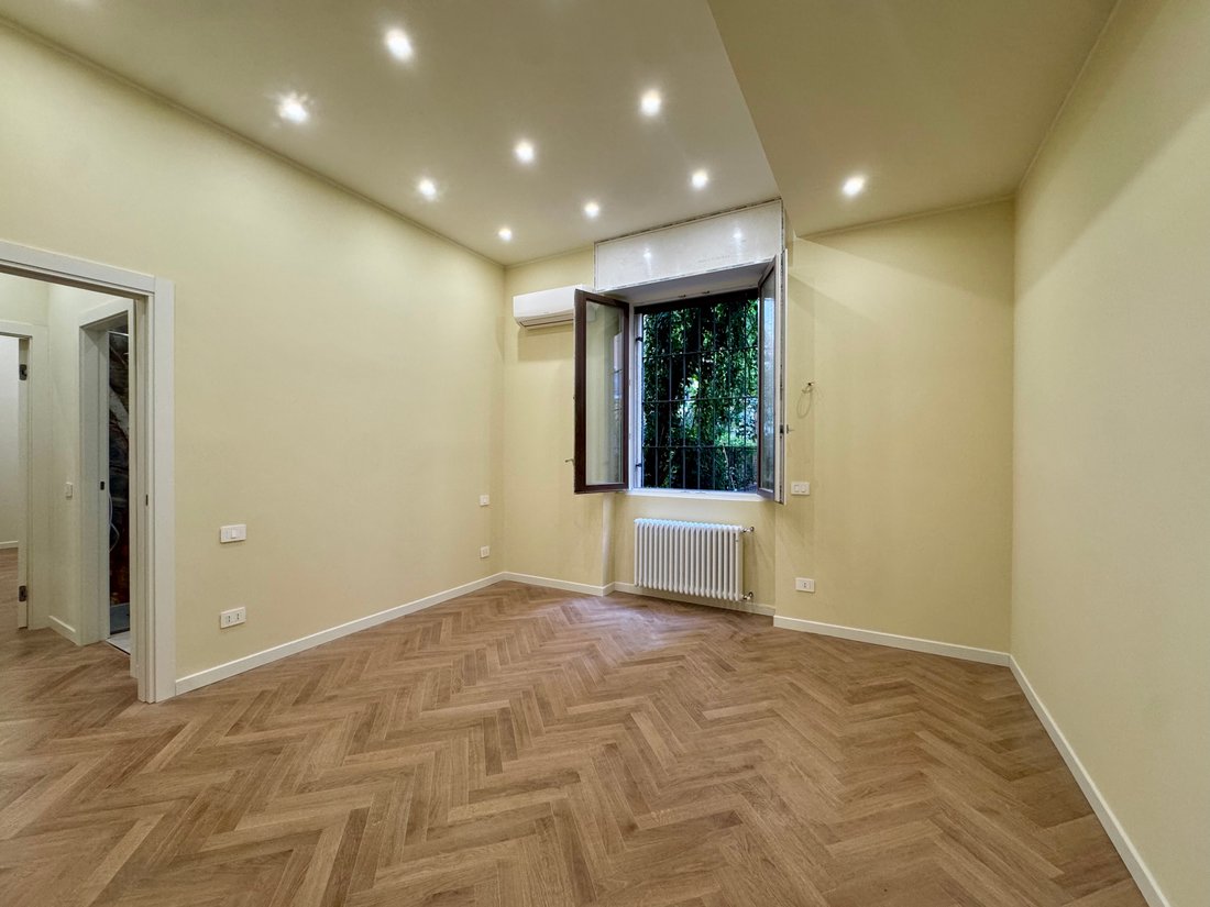 Apartment in Porta Venezia - Repubblica, Milan, Italy 3 - 18218796