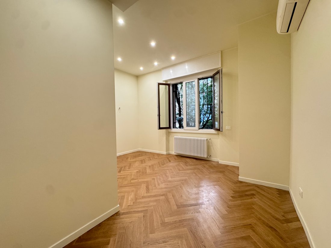 Apartment in Porta Venezia - Repubblica, Milan, Italy 1 - 18218796