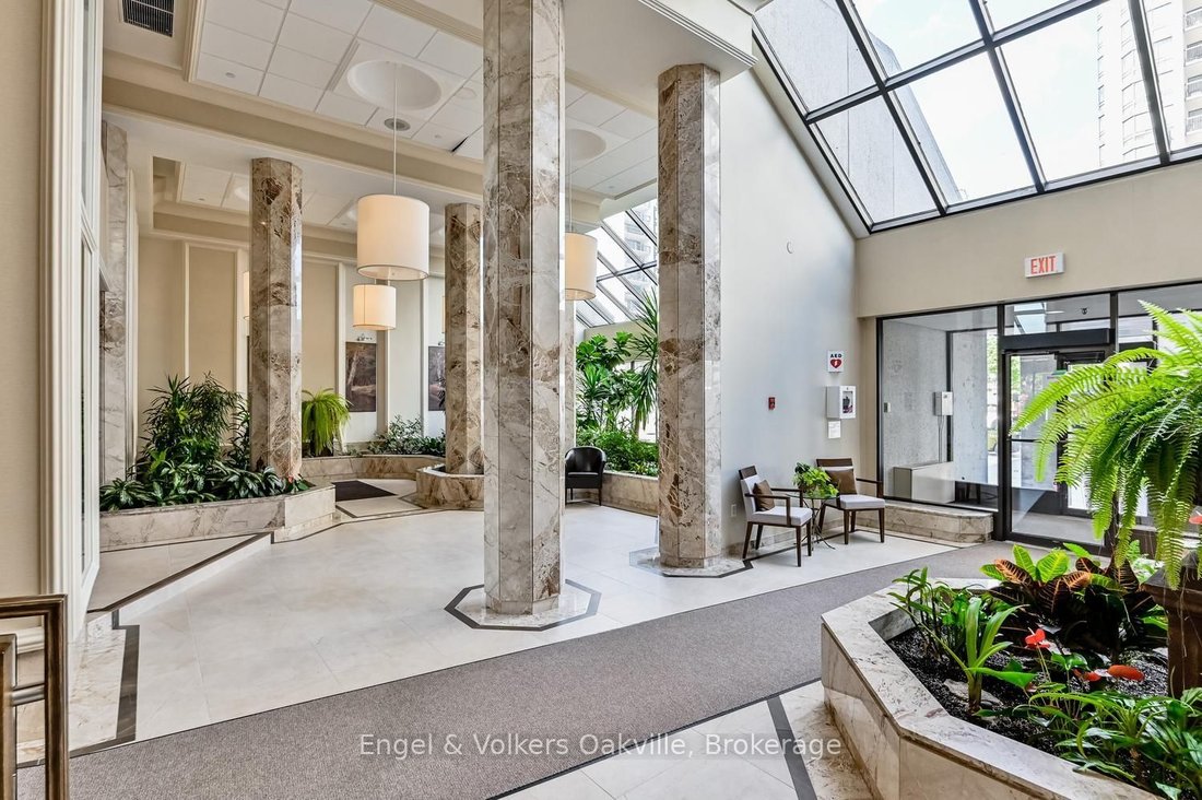 Condo in Oakville, Ontario, Canada 4 - 18219232