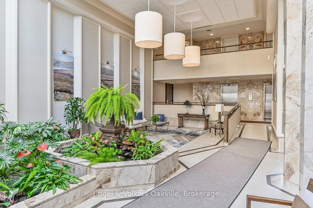 Condo in Oakville, Ontario, Canada 5 - 18219232