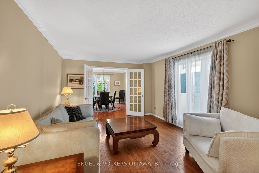 House in Ottawa, Ontario, Canada 3 - 18219239