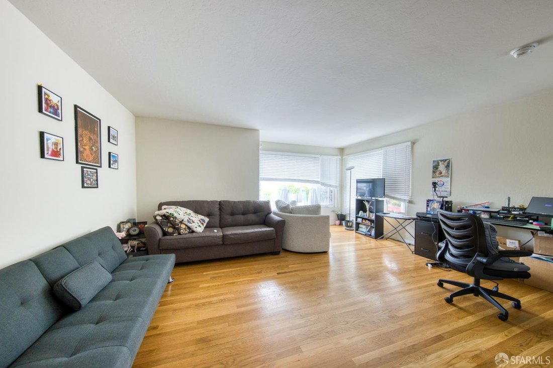 San Francisco, California, United States 5 - 18218966