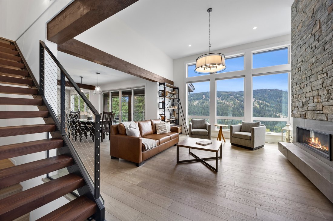 House in Sun Peaks, British Columbia, Canada 3 - 18219227