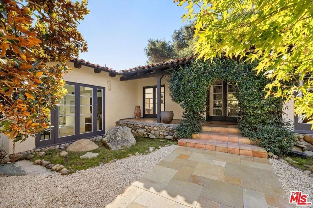 House in Topanga, California, United States 4 - 18219473