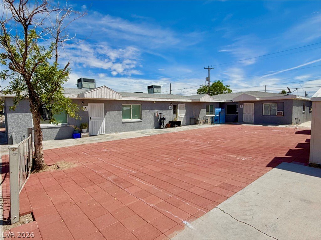 North Las Vegas, Nevada, United States 1 - 18219064