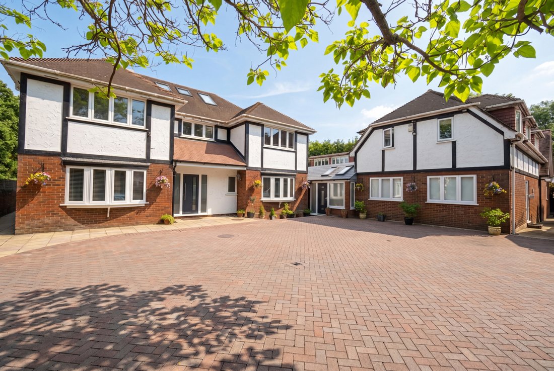 Apartment in Little Hallingbury, England 1 - 18219380