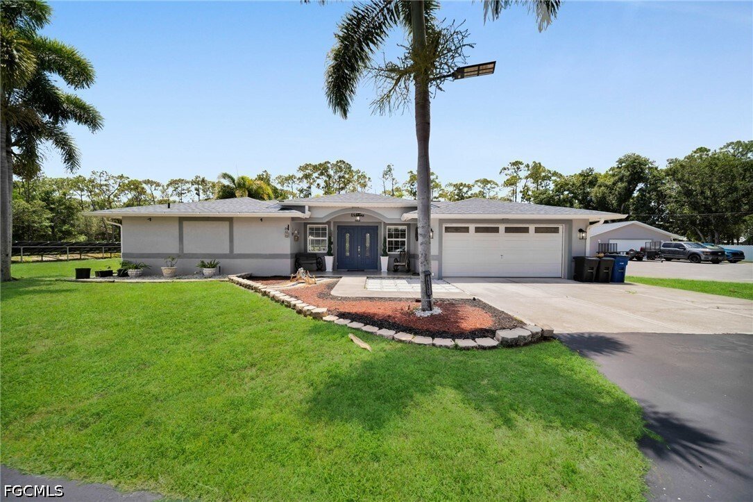 House in North Fort Myers, Florida, United States 2 - 18219256
