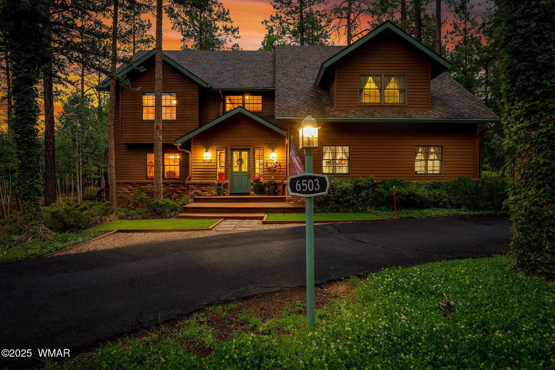 Pinetop, Arizona, United States 3 - 18218837