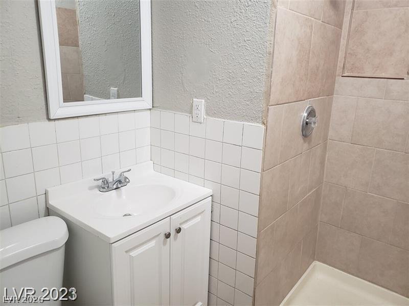 North Las Vegas, Nevada, United States 5 - 18219064