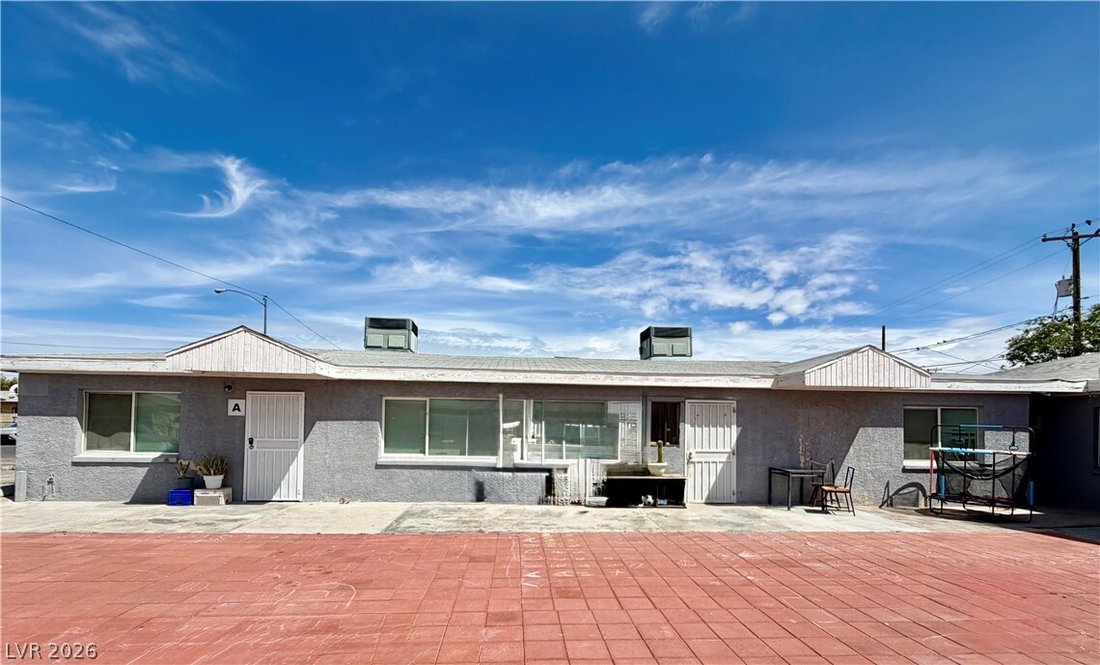 North Las Vegas, Nevada, United States 2 - 18219064