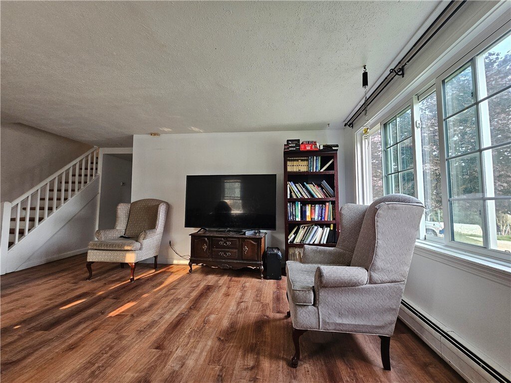 House in Tiverton, Rhode Island, United States 4 - 18219441