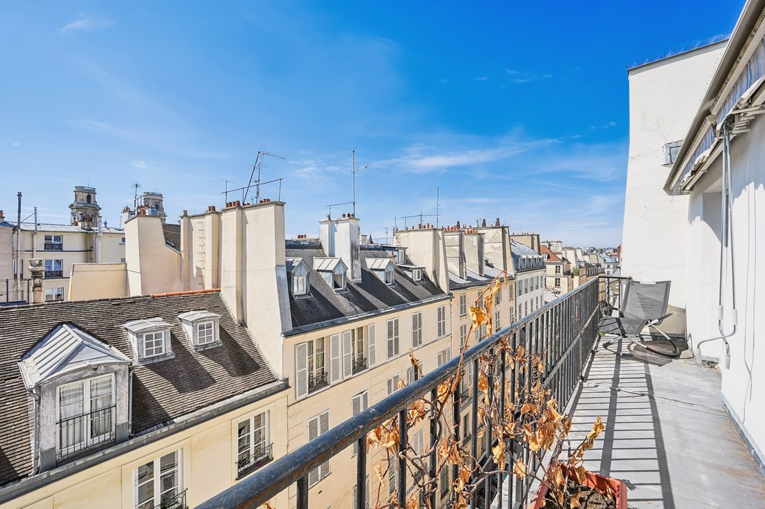 Apartment in Saint Germain des Prés, Paris 6e Arrondissement, Paris 2 - 18220397