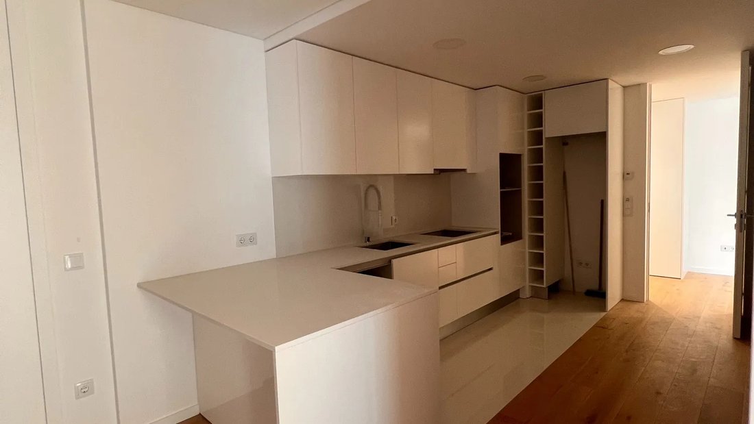 Apartment in Matosinhos e Leca da Palmeira, Porto District, Portugal 4 - 18220445