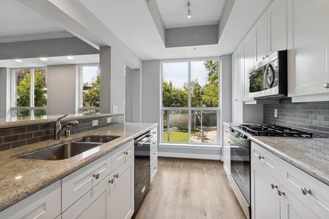 Condo in Dallas, Texas, United States 5 - 18219556