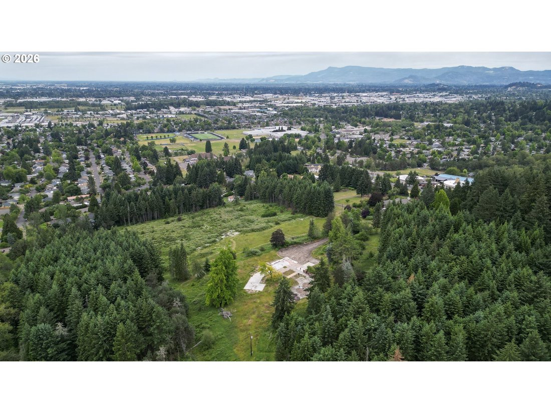 Terrain à Eugene, Oregon, États-Unis 3 - 18219896