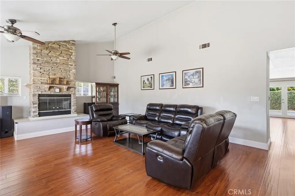 House in Cypress, California, United States 3 - 18219611