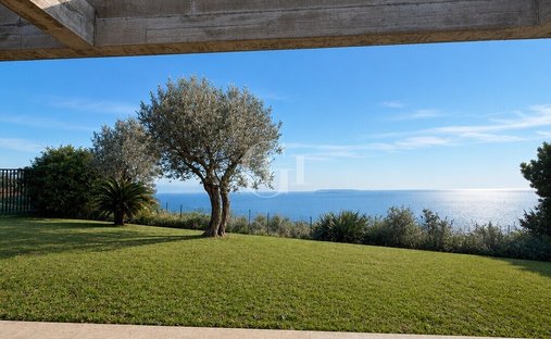 Villa in Manerba del Garda, Lombardy, Italy 1