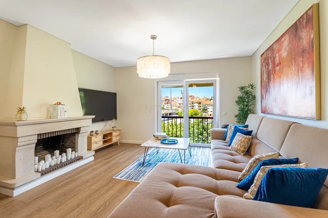 Apartment in Estoril, Cascais e Estoril, Lisbon 3 - 18220448