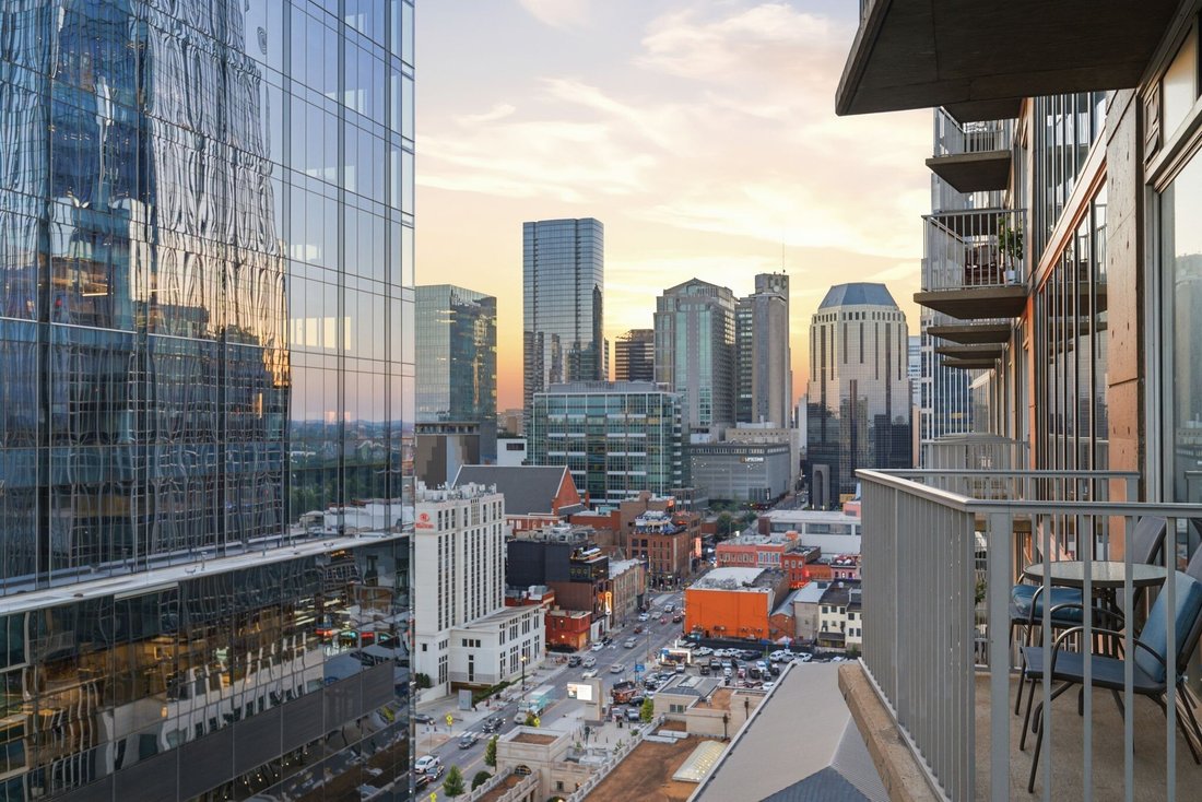 Condo in Nashville, Tennessee, United States 2 - 18220158