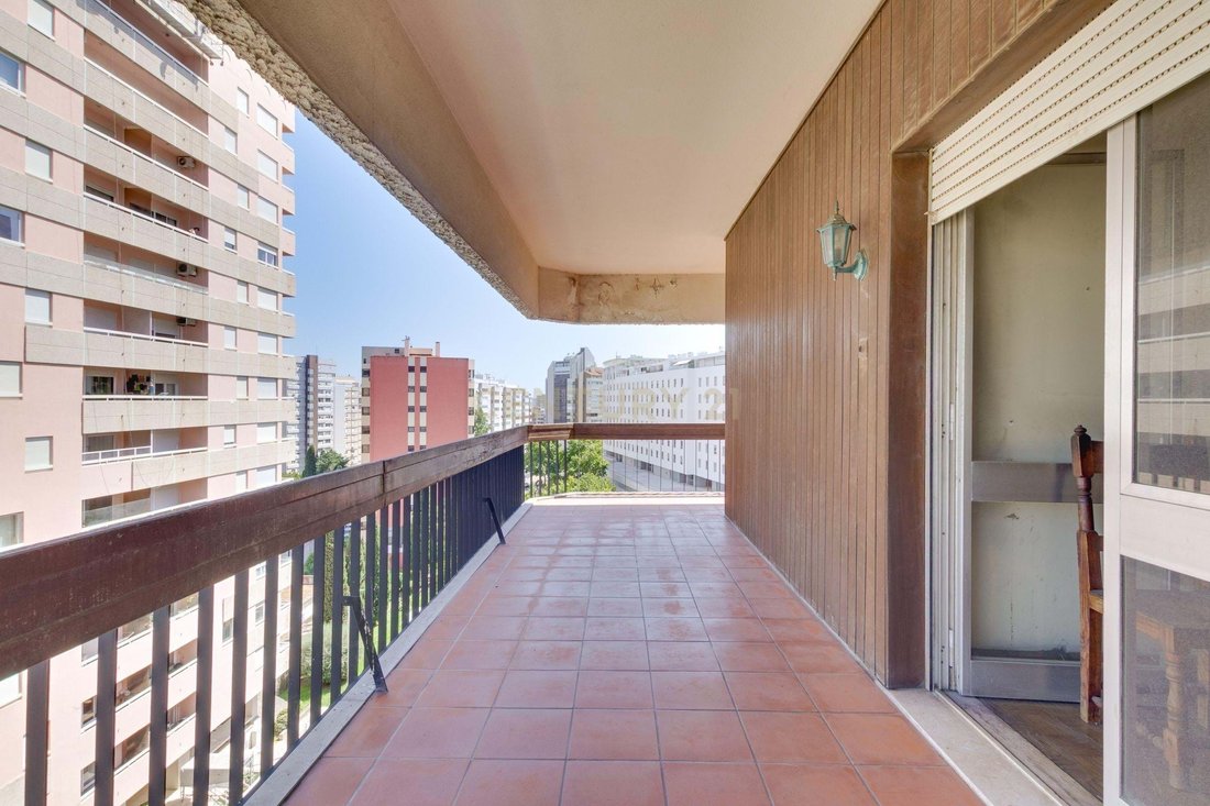 Apartment in Alges, Linda-a-Velha e Cruz Quebrada-Dafundo, Lisbon, Portugal 5 - 18220456