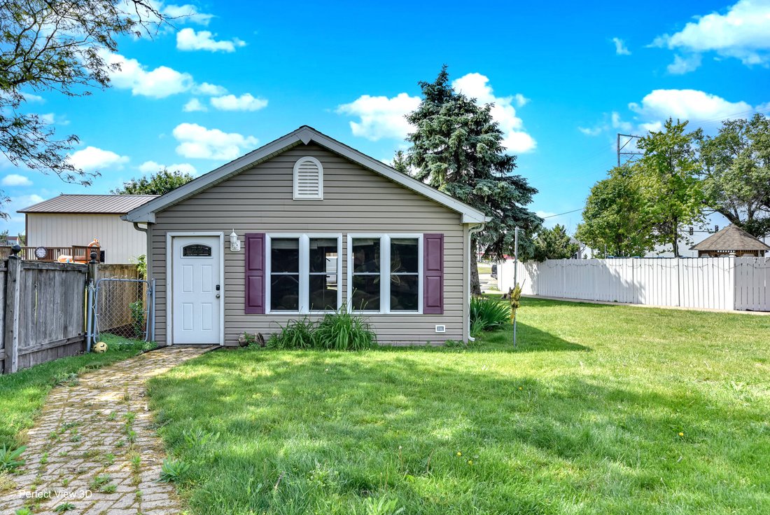 House in Lockport, Illinois, United States 3 - 18220376