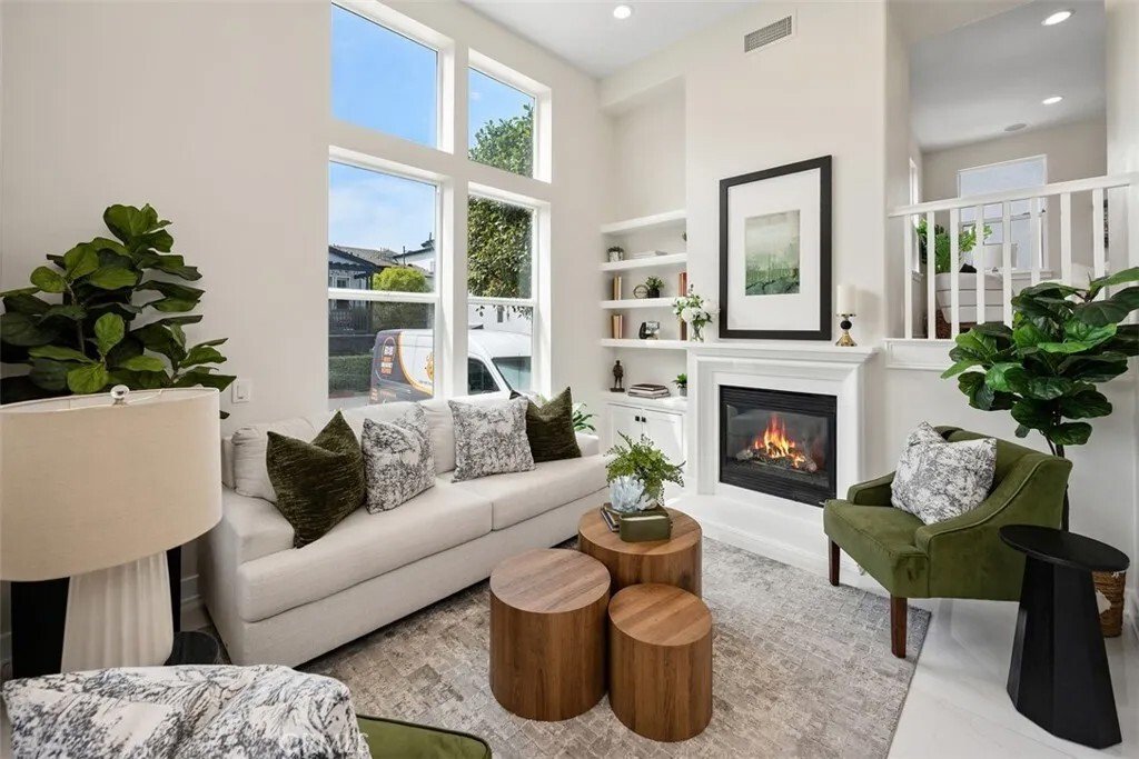 Condo in Los Angeles, California, United States 3 - 18219597