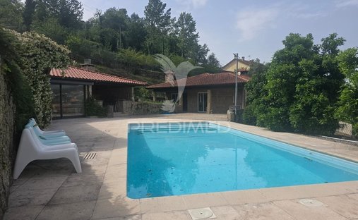 Casa a Travassós, Braga, Portogallo 1