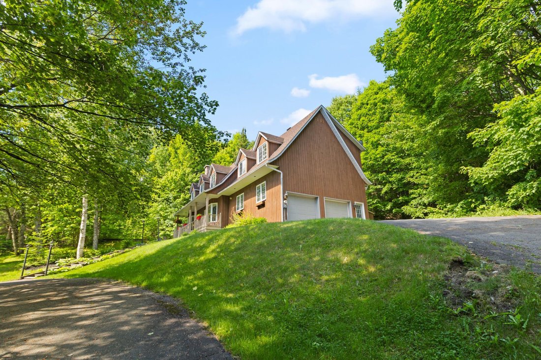 House in Piedmont, Quebec, Canada 3 - 18220002