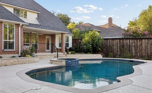 House in Arlington, Texas, United States 1