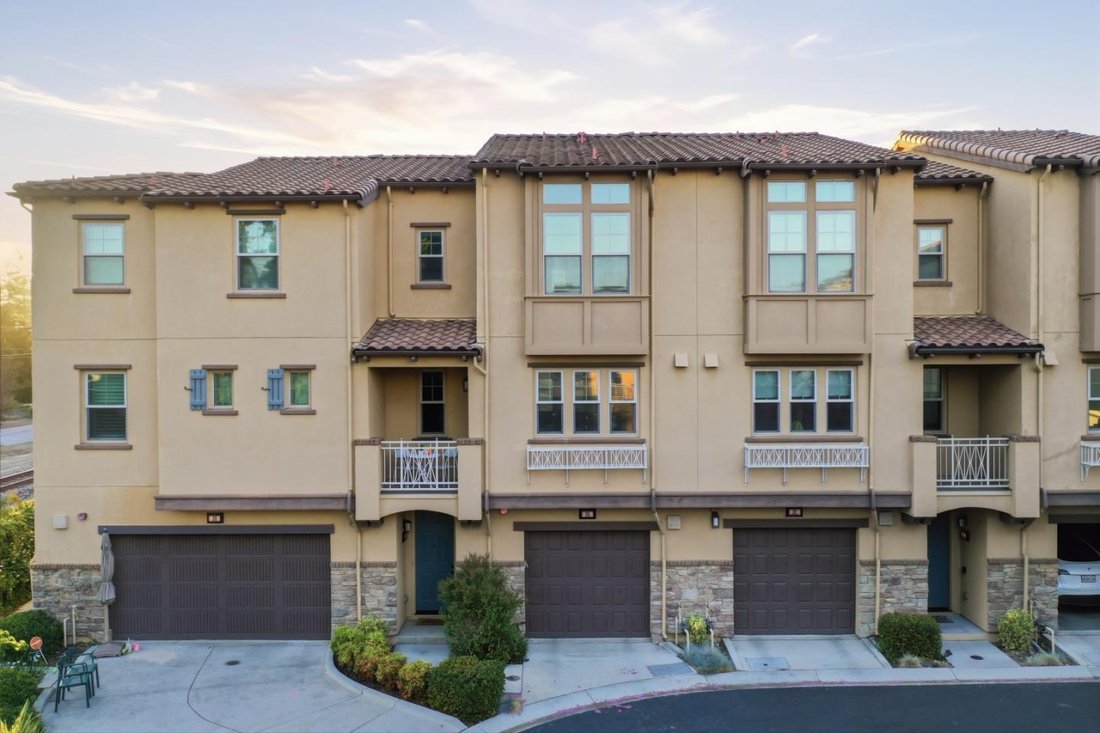 Townhouse in Newark, California, United States 1 - 18220341