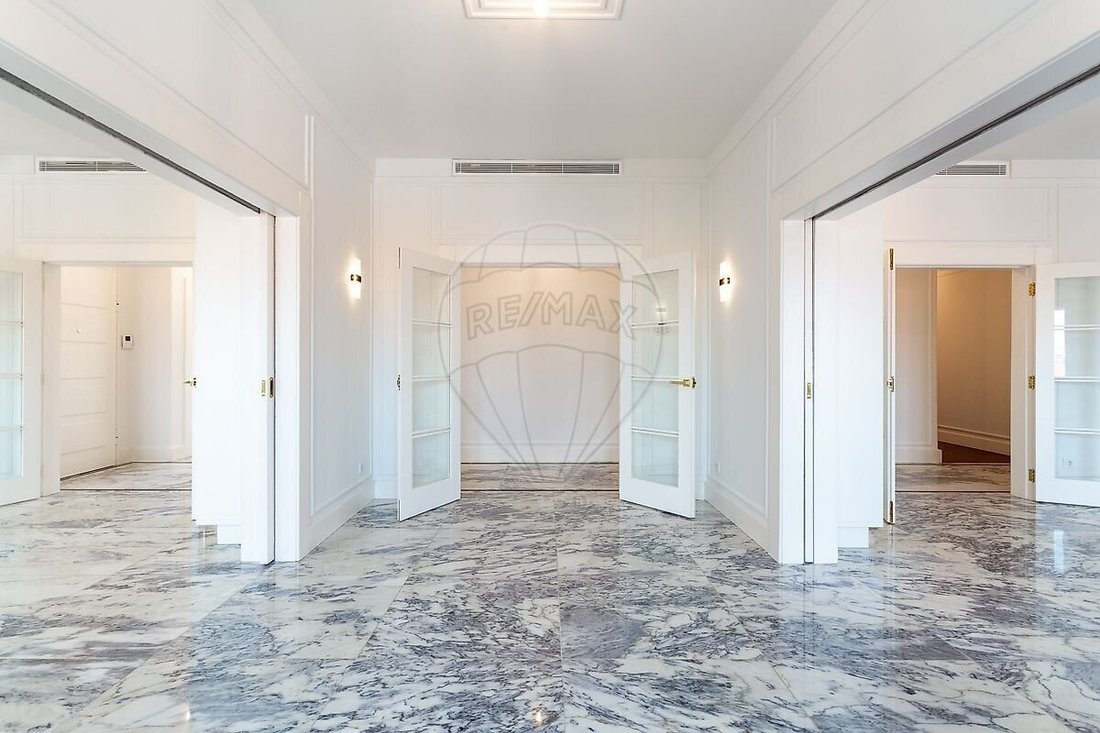 Apartment in Arroios, Lisbon, Portugal 5 - 18220612