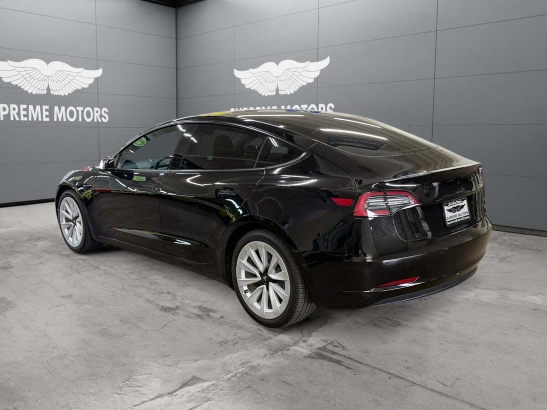 Sedan in Costa Mesa, CA, United States 3 - 18220537