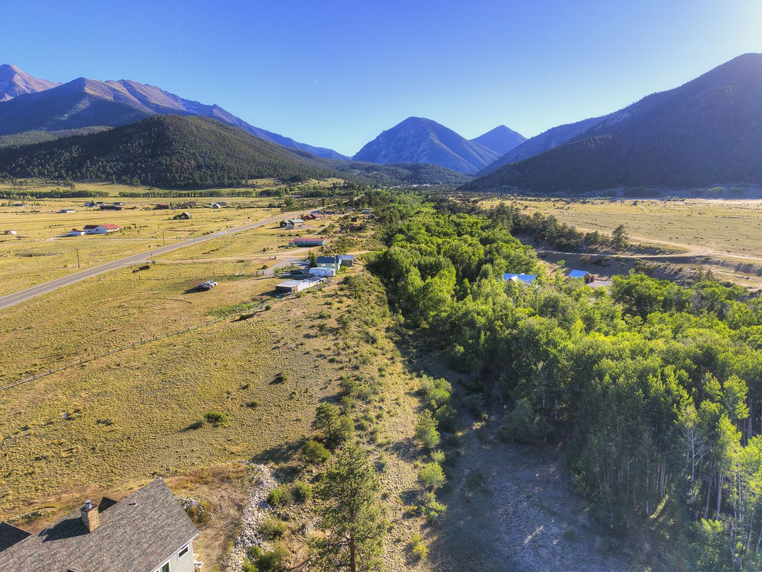 Buena Vista, Colorado, United States 1 - 18219560