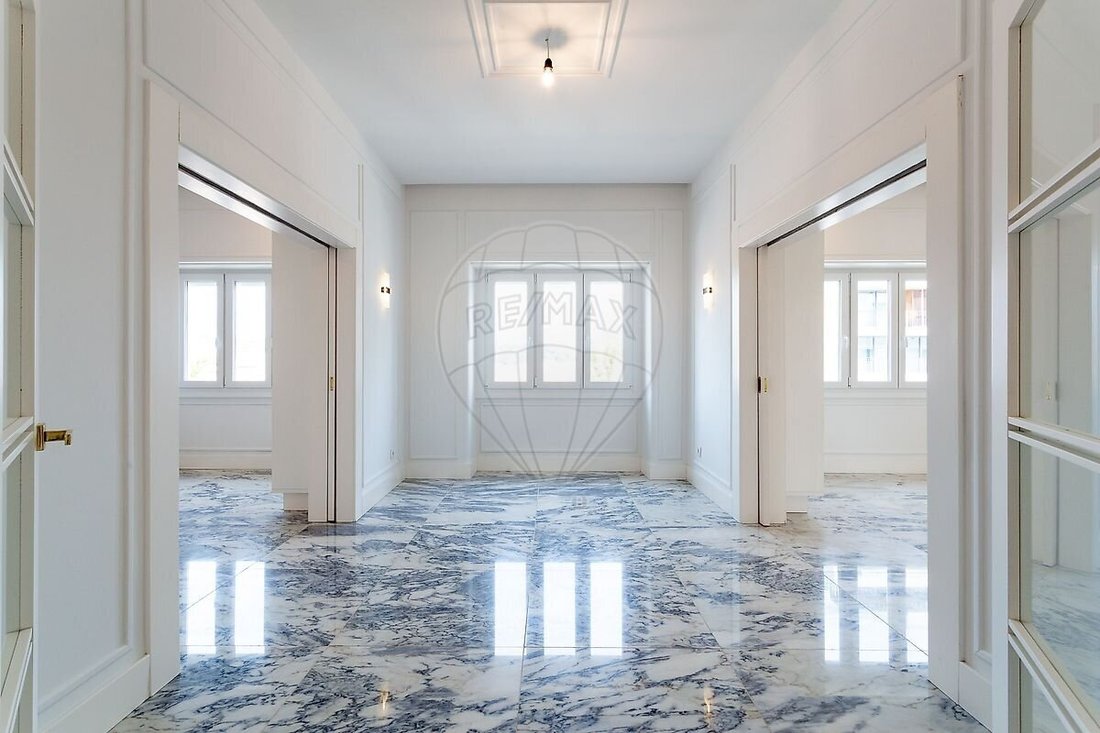 Apartment in Arroios, Lisbon, Portugal 3 - 18220612