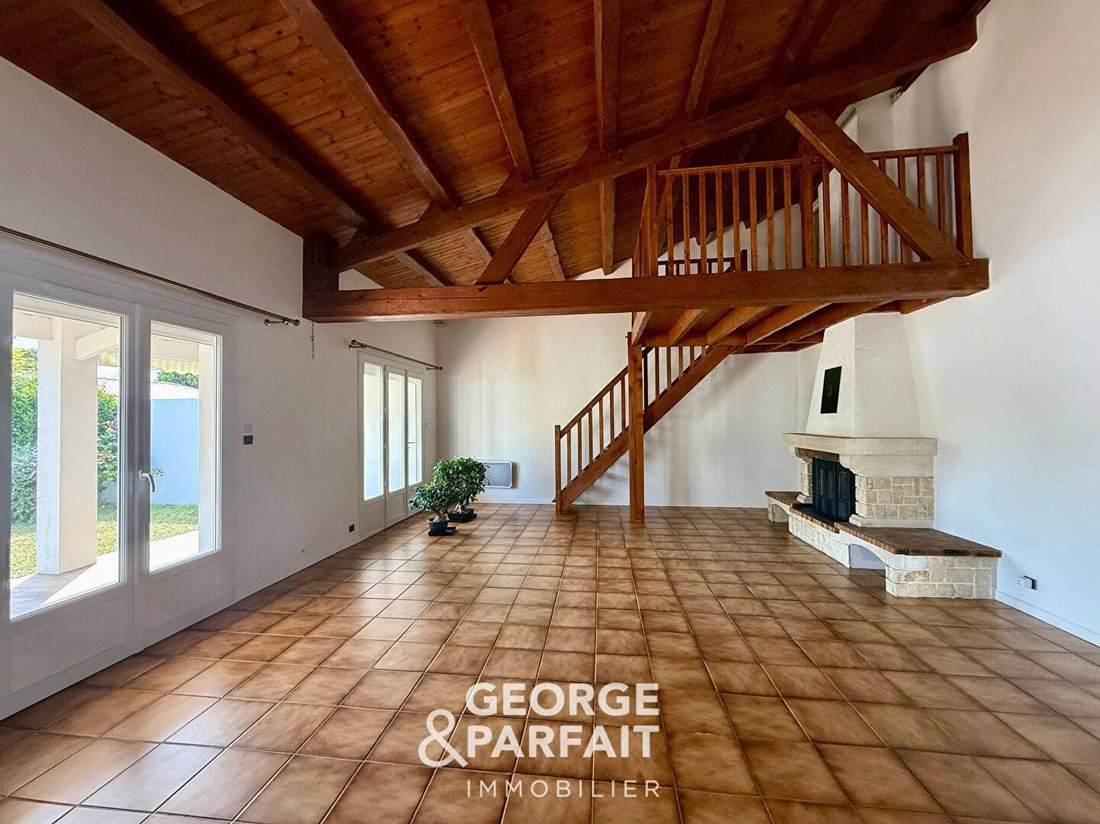House in Saint-Martin-de-Ré, Nouvelle-Aquitaine, France 3 - 18219689