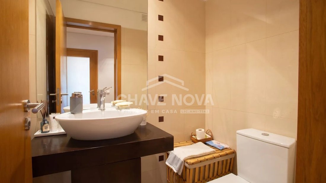 Apartment in Nogueira e Silva Escura, Porto District, Portugal 5 - 18098722