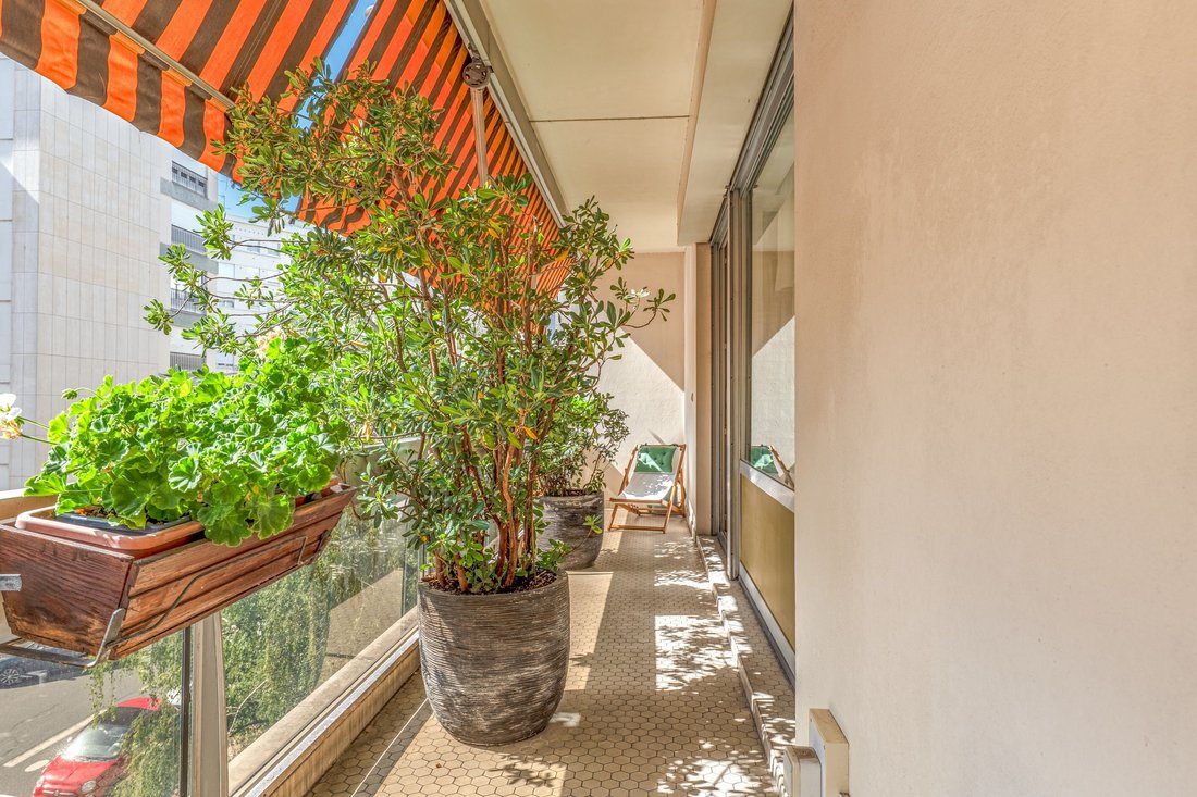 Apartment in Tête d'Or-Foch-Vitton, Lyon 6e Arrondissement, Lyon 2 - 18220395