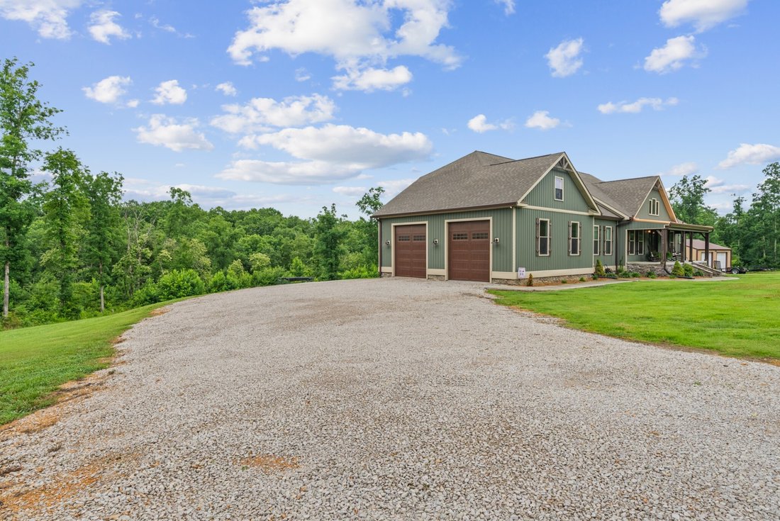 House in Hohenwald, Tennessee, United States 5 - 18220085