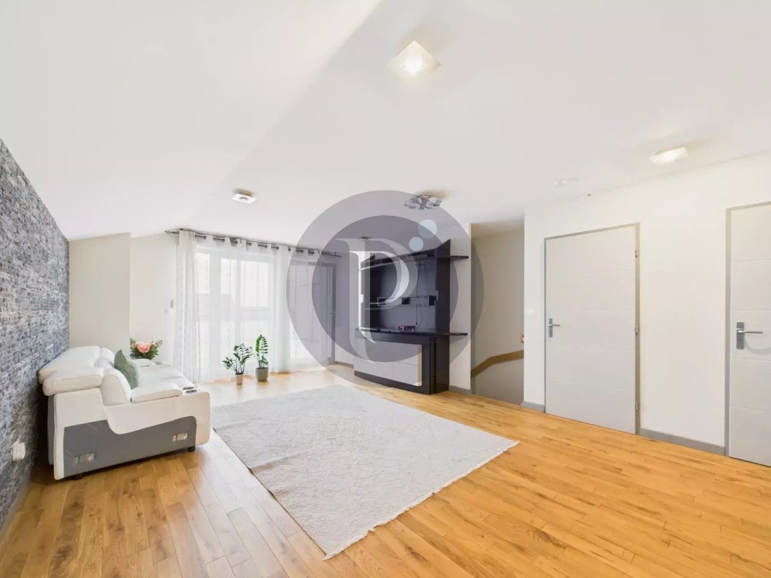 Apartment in Antony, Ile-de-France, France 1 - 16709950
