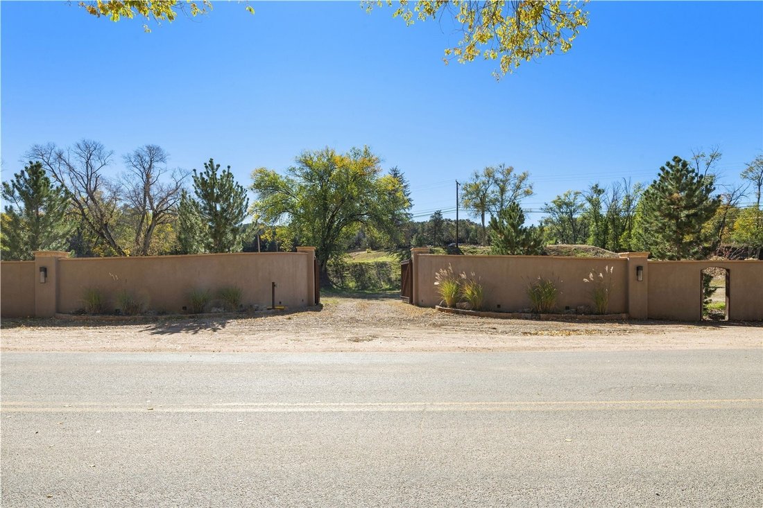 Land in Santa Fe, New Mexico, United States 3 - 18220426