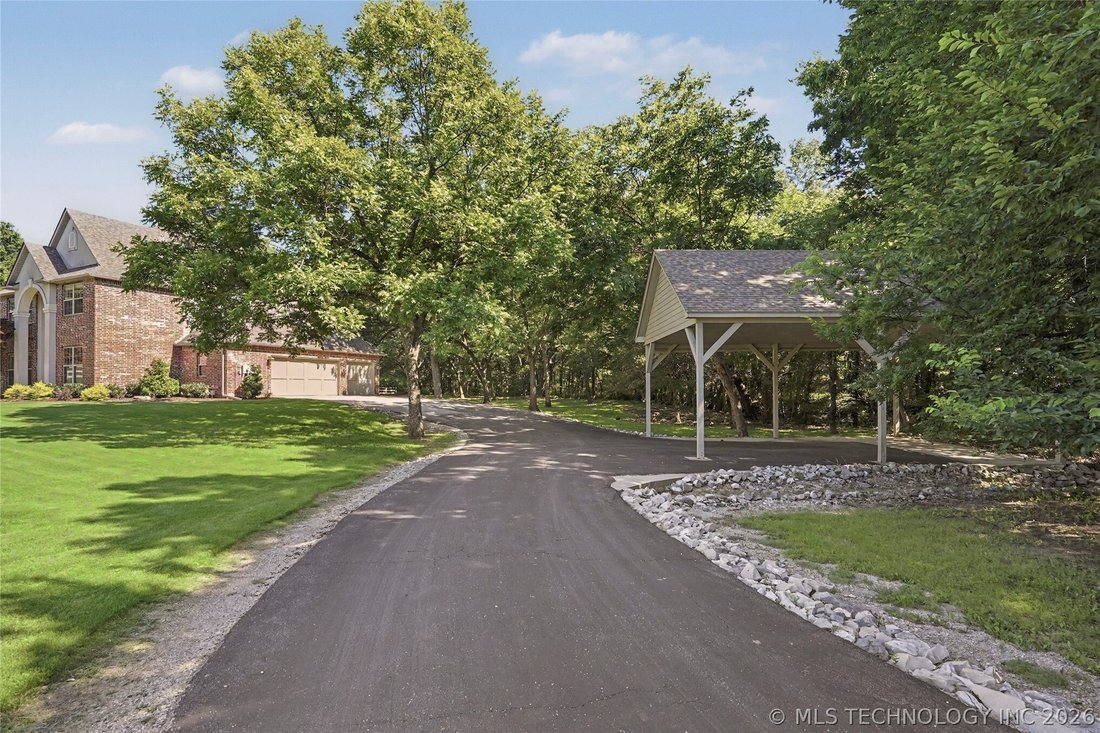 House in Claremore, Oklahoma, United States 3 - 18219898