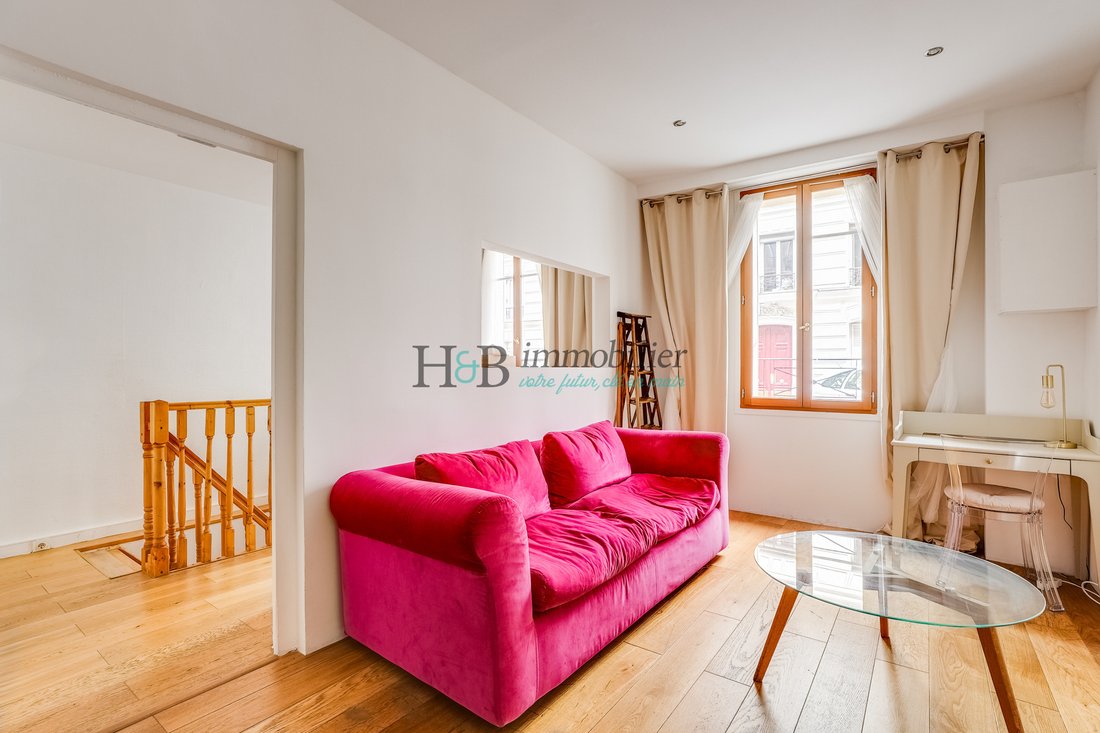 Apartment in Grange Aux Belles-Terrage, Paris 10e Arrondissement, Paris 5 - 18219954