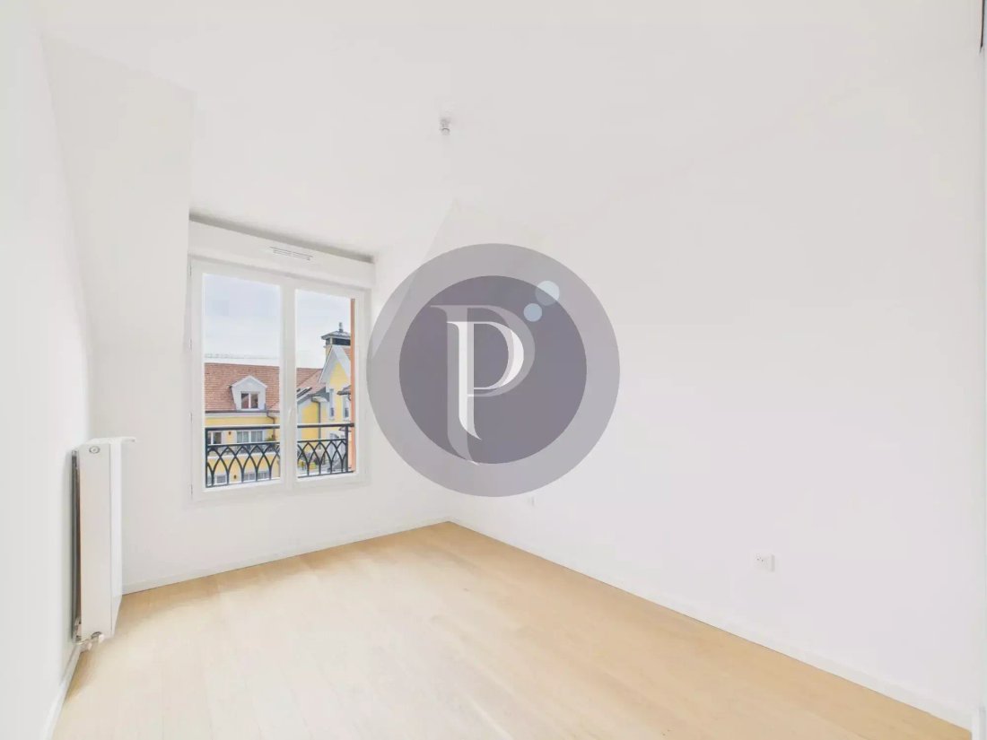 Apartment in Anatole France, Le Plessis-Robinson, France 2 - 18220227