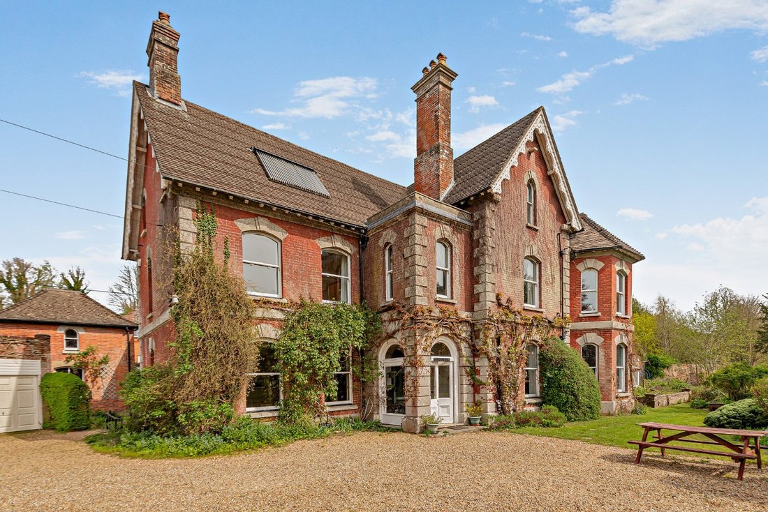 House in Wiltshire, England 1 - 17851700