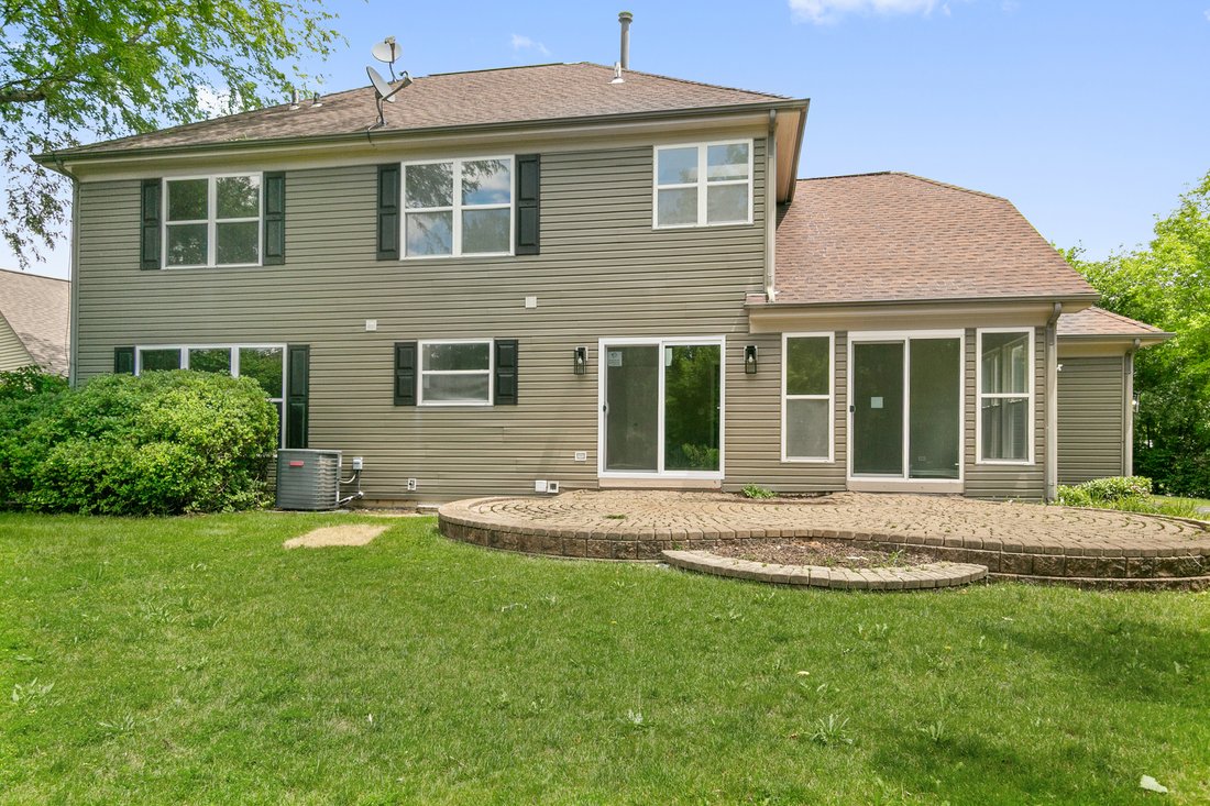 House in Grayslake, Illinois, United States 5 - 18220349