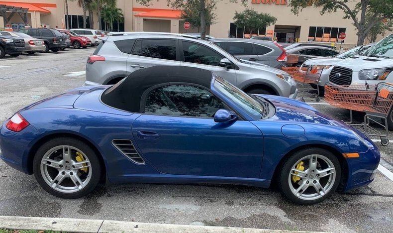 Cabriolet in Glendale, United States 5 - 18220013