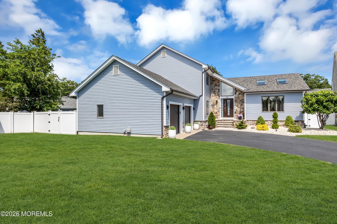 House in Brick Township, New Jersey, United States 4 - 18219848