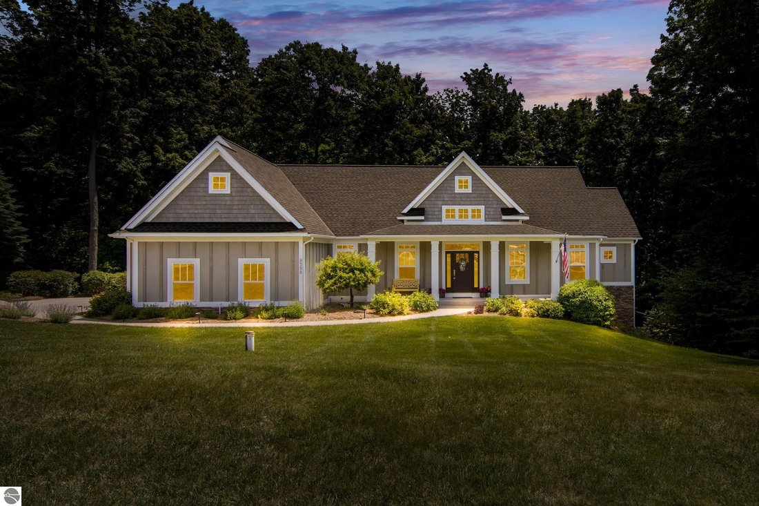 House in Garfield Township, Michigan, United States 1 - 18183262